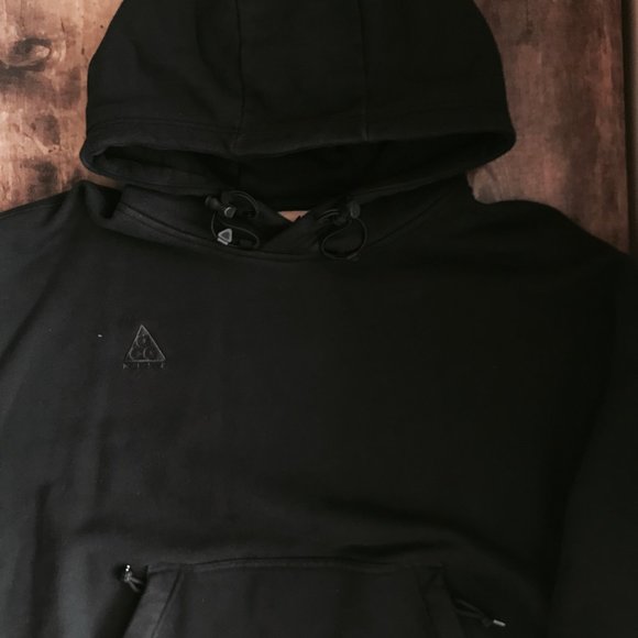nike acg hoodie black